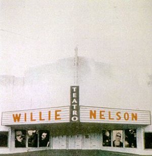 Willie Nelson - Teatro cover art