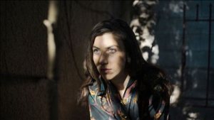 Julia Holter photo