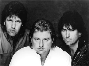 Emerson, Lake & Powell photo Emerson, Lake & Powell photo