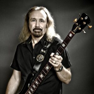 Ian Hill photo