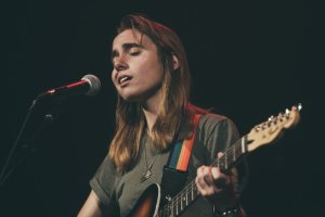 Julien Baker photo