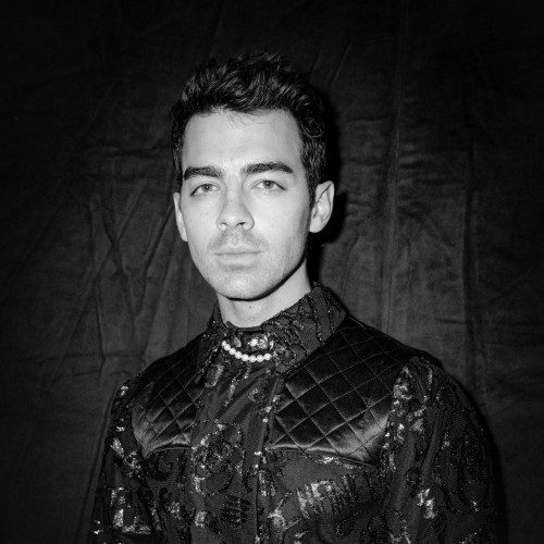 Joe Jonas photo