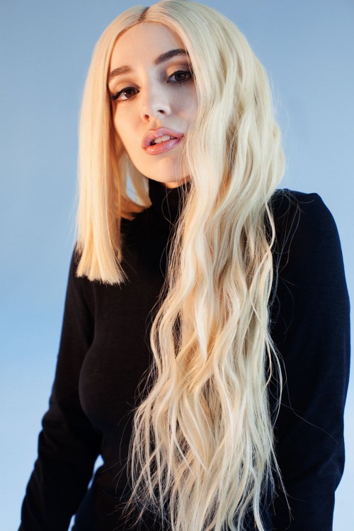 Ava Max photo